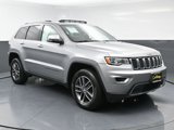 Used 2017 Jeep Grand Cherokee Limited image 3