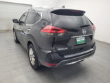 Used 2017 Nissan Rogue SV w/ SV Premium Package image 5