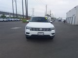 Used 2021 Volkswagen Tiguan SE w/ Panoramic Sunroof Package image 2