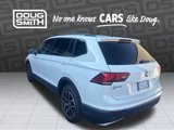 Used 2021 Volkswagen Tiguan SE image 3