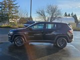 Used 2018 Jeep Compass Sport image 4