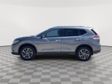 Used 2016 Nissan Rogue SL image 2