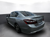 Used 2017 Honda Accord Touring image 4