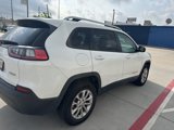 Used 2020 Jeep Cherokee Latitude w/ Cold Weather Group image 6