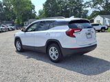 Used 2022 GMC Terrain SLE w/ Driver Convenience Package image 5