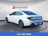 Used 2021 Hyundai Sonata Limited w/ Preferred Accessory Package image 3