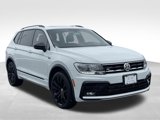 Used 2020 Volkswagen Tiguan SE R-Line image 3