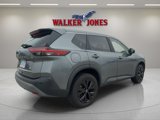 Used 2023 Nissan Rogue SV image 3