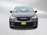 New 2025 Chrysler Pacifica Select image 2