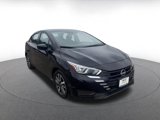 Used 2023 Nissan Versa SV image 3