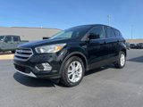 Used 2017 Ford Escape SE image 3