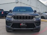 New 2025 Jeep Grand Cherokee Laredo image 3