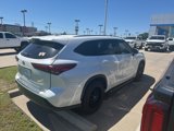Used 2020 Toyota Highlander Limited image 5