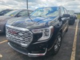 Used 2022 GMC Terrain Denali w/ Denali Premium Package image 3