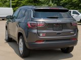Used 2019 Jeep Compass Latitude w/ Cold Weather Group image 4