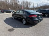 Used 2020 Ford Fusion SE image 4