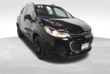 Used 2022 Chevrolet Trax LT w/ Midnight Edition image 4