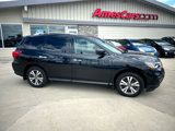 Used 2017 Nissan Pathfinder SL w/ SL Premium Package image 2