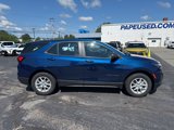 Used 2022 Chevrolet Equinox LS image 2
