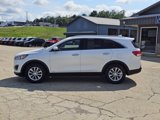 Used 2018 Kia Sorento LX image 2