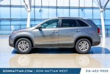 Used 2014 Kia Sorento LX image 2