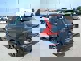 Used 2018 Volvo XC60 T5 Momentum w/ Convenience Package image 5