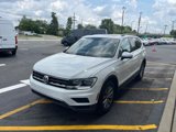 Used 2018 Volkswagen Tiguan SE w/ Panoramic Sunroof Package image 3