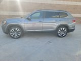Used 2022 Volkswagen Atlas SE image 2