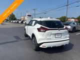 Used 2024 Nissan Kicks SV image 3