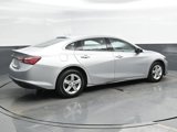 Used 2022 Chevrolet Malibu LT image 2
