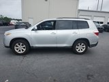 Used 2011 Toyota Highlander 2WD image 4