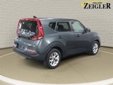Used 2022 Kia Soul LX w/ Technology Package image 5
