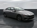 Used 2024 Hyundai Elantra SEL image 4