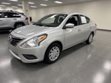 Used 2015 Nissan Versa SV image 3