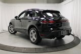 Certified 2023 Porsche Macan Turbo image 3