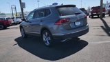 Used 2019 Volkswagen Tiguan SEL Premium image 3