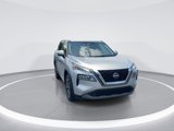 Used 2023 Nissan Rogue SV image 3