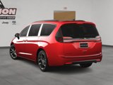 New 2025 Chrysler Pacifica Limited image 4