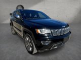 Used 2017 Jeep Grand Cherokee Overland w/ Jeep Active Safety Group image 4