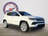 New 2025 Jeep Compass Latitude image 2