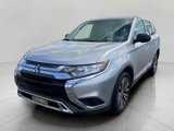Used 2019 Mitsubishi Outlander ES image 3