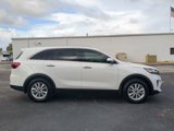 Used 2020 Kia Sorento LX w/ LX I4 Convenience Package image 3