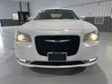 Used 2018 Chrysler 300 Touring w/ Driver Convenience Group image 2