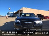 Used 2017 Chrysler 300 C image 2