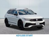 Used 2022 Volkswagen Tiguan SE R-Line image 4