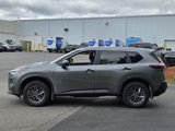 Used 2023 Nissan Rogue S image 5