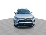 Used 2020 Toyota RAV4 XLE Premium image 3