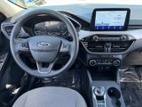 Used 2020 Ford Escape SE image 4