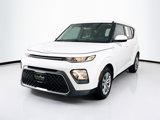 Used 2022 Kia Soul LX image 3