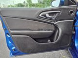 Used 2015 Chrysler 200 Limited image 4